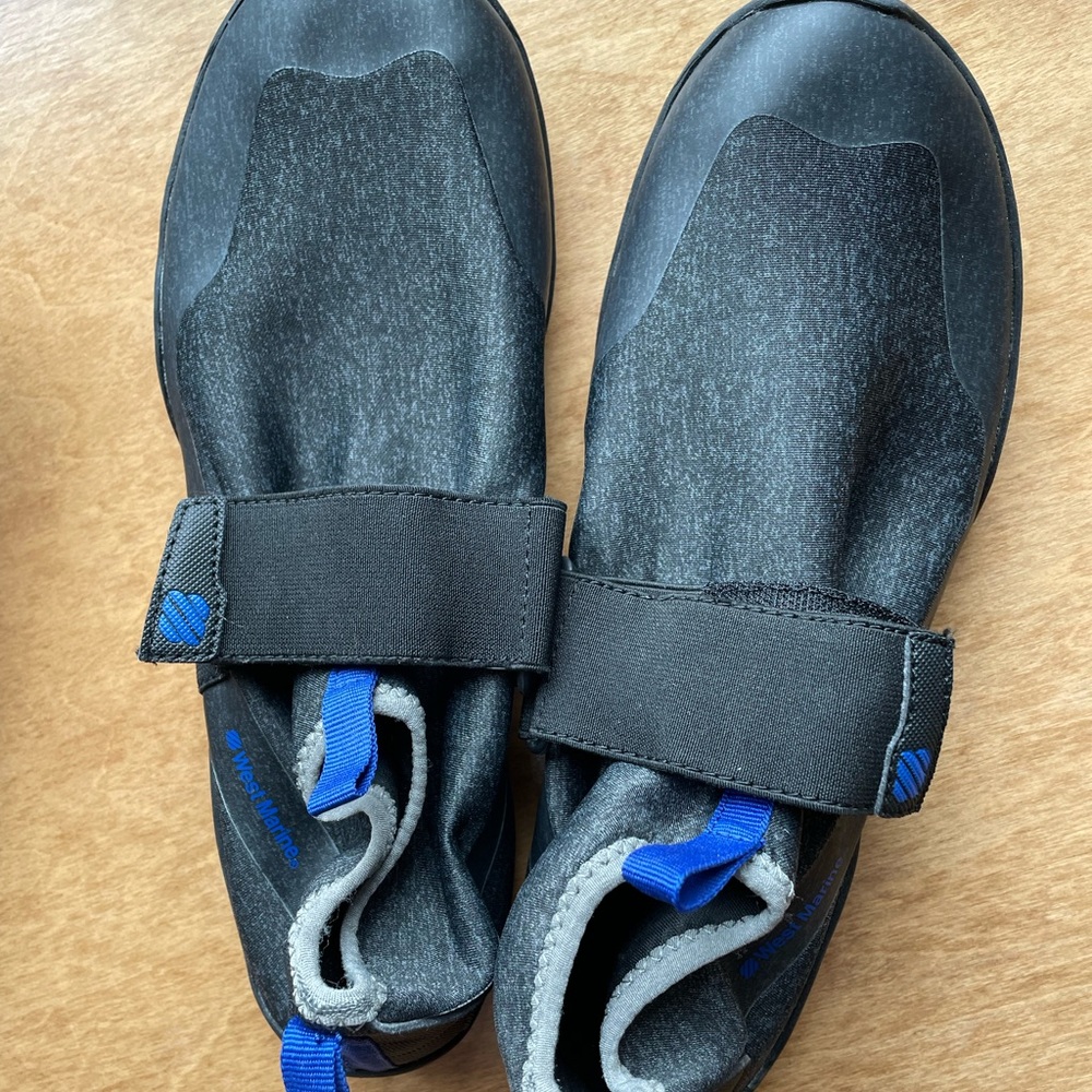 Mens water shoes